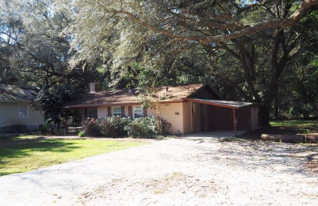 Charming Property in Magnolia Springs! - 12353 Holly Street, Magnolia Springs, AL 36555 Charming Property in Magnolia Springs! - 12353 Holly Street, Magnolia Springs, AL 36555