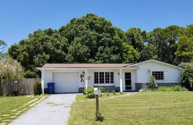 3221 BROOKFIELD DRIVE - 3221 Brookfield Drive, Beacon Square, FL 34691