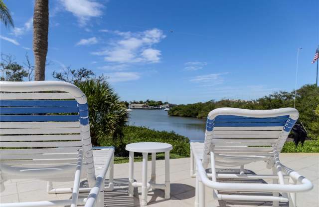 50 HARBOR VIEW LANE - 50 Harbor View Lane, Harbor Bluffs, FL 33770