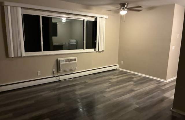 5869 Renee Court - 08 Gallery 1