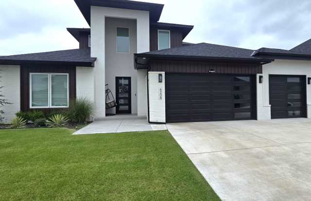 Stunning 4 Bedroom in Edmond photos photos