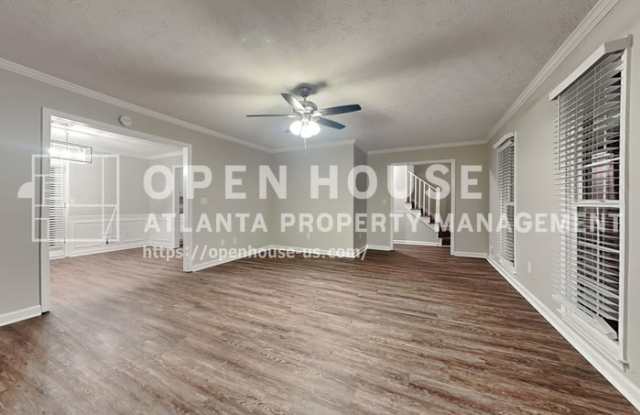 2245 Huntington Drive Gallery 4