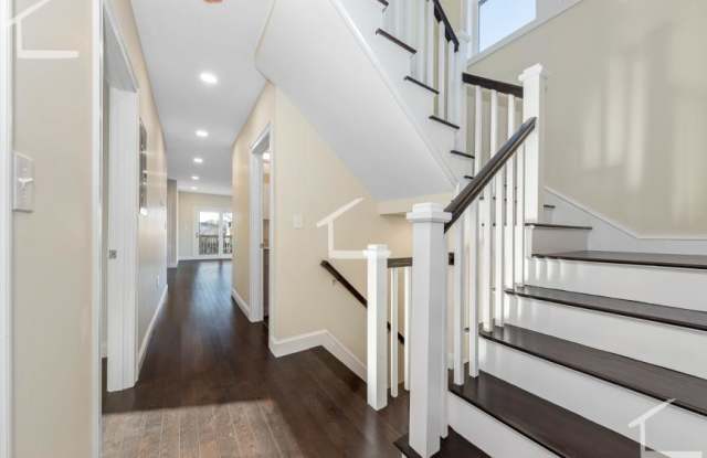 62-64 Bradbury Ave. photos photos