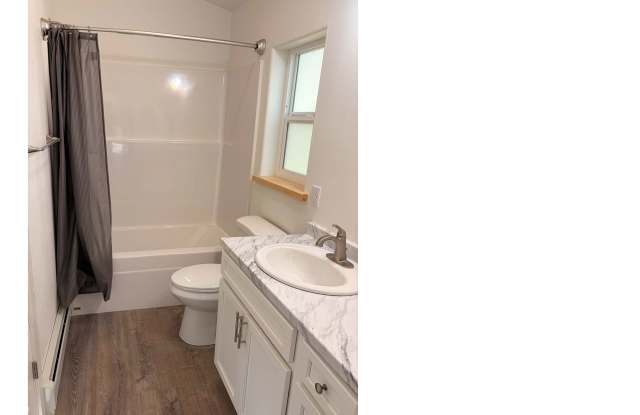1520 Cantrell Creek Road - A Gallery 3