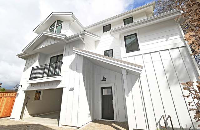 Beautiful Newer Home in Downtown Pleasanton photos photos