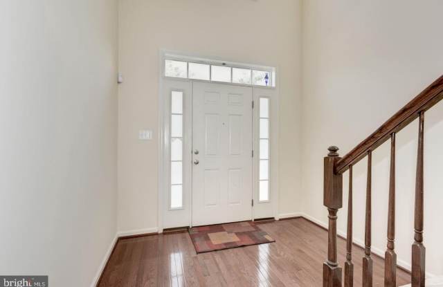 3795 LOUISE Avenue Gallery 2