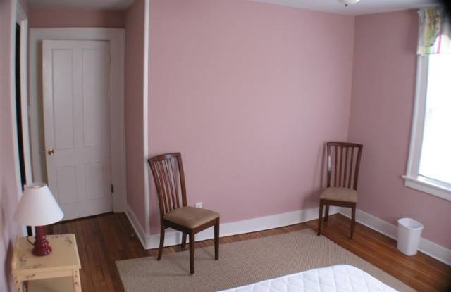 642 Morford Avenue Gallery 4