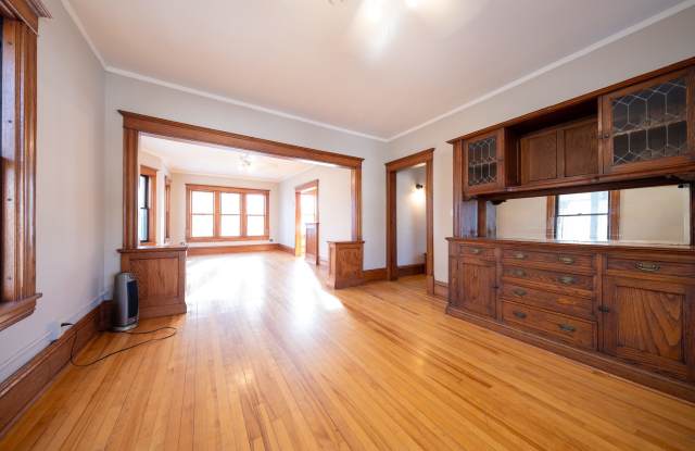 507 W. 33rd St., Unit 2 photos photos