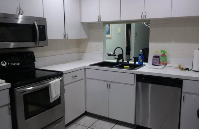 11624 SW 135th Ln Gallery 4