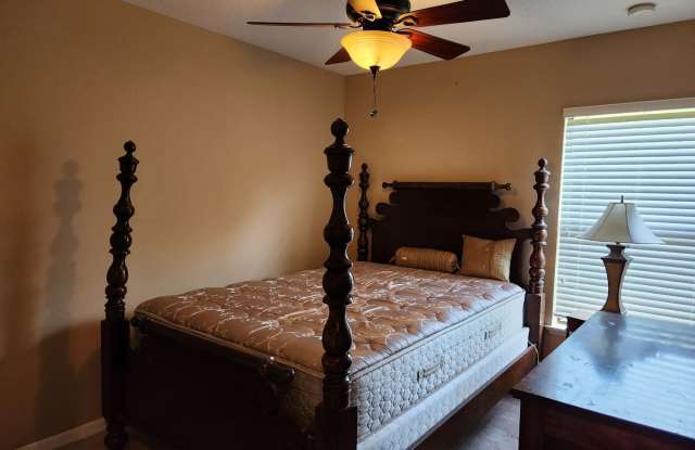 3 Bedroom Townhome in Sanford Gallery 4