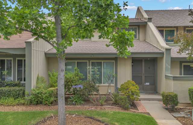 1428 Camelot Drive photos photos