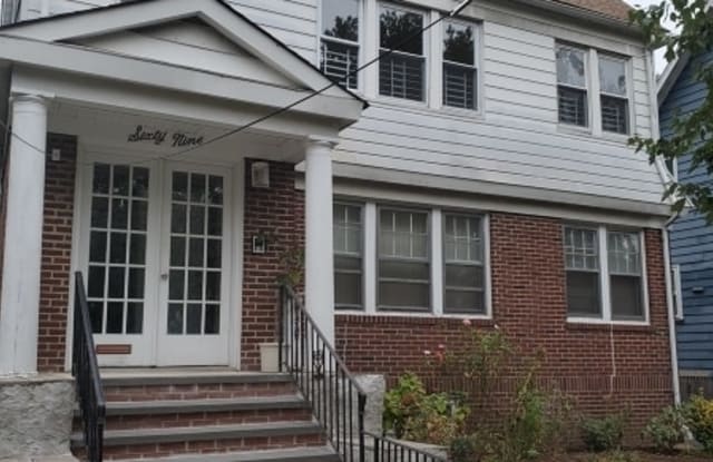 69-71 HILLCREST RD - 69-71 Hillcrest Road, Essex County, NJ 07040