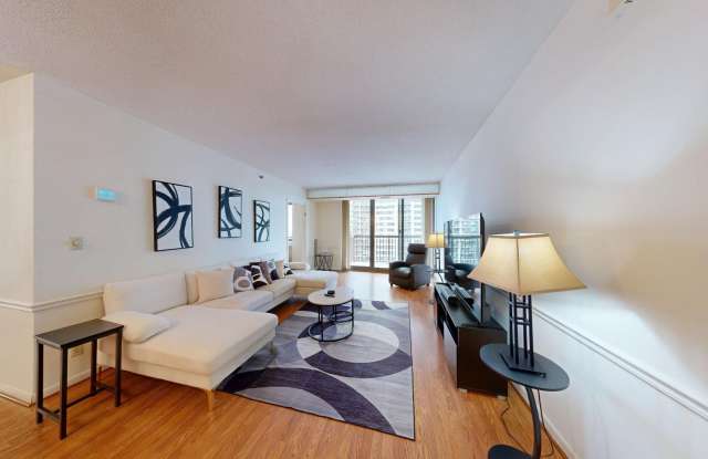 5505 SEMINARY Road Gallery 1