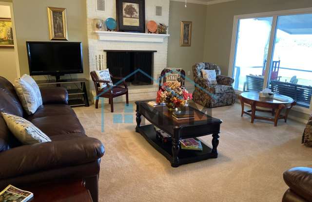 937 Scotts Hideaway Road Gallery 3