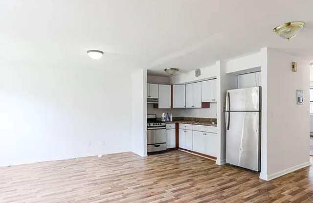 987 Jefferson Ave # 1 Gallery 3
