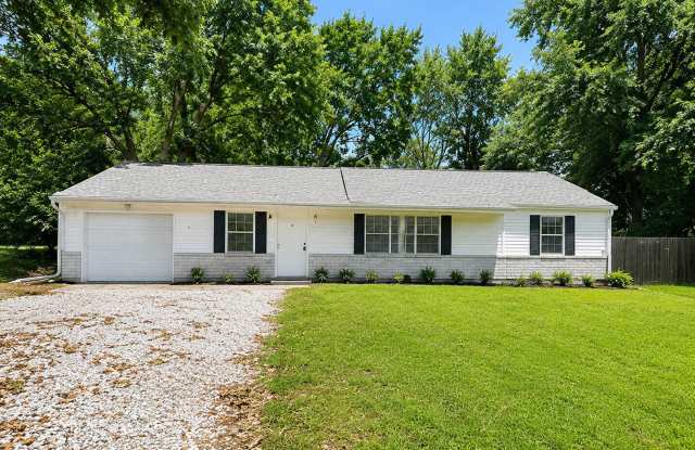 Move-In Special! Renovated 4 Bed / 2 Bath Home – Half Off Deposit – Section 8 Welcome! photos photos
