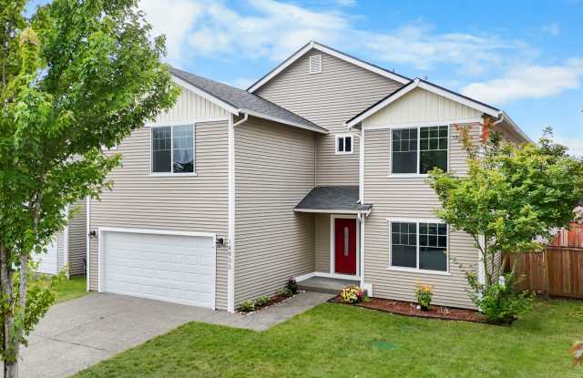 Spacious 5-Bedroom Home in Prime Yelm Location! photos photos