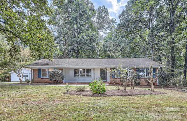 203 Nottingham Drive - 203 Nottingham Drive, Huntersville, NC 28070