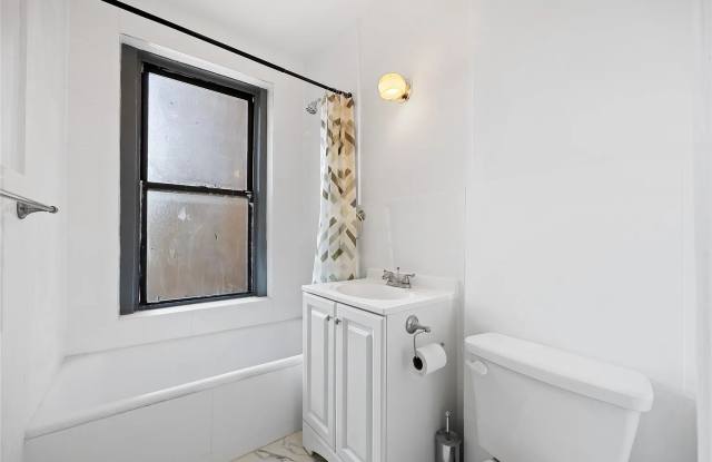 1023 Avenue Saint John Apt 2B Gallery 3