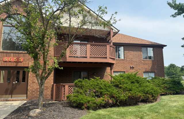 2-Bedrom Condo Apartment in Broadview Hts!! - 8655 Scenicview Drive, Broadview Heights, OH 44147