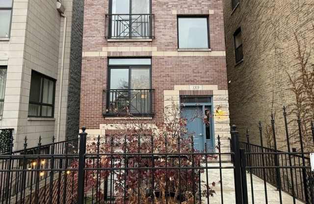 1319 N Bosworth Avenue unit: 2 - 1319 North Bosworth Avenue, Chicago, IL 60642 1319 N Bosworth Avenue unit: 2 - 1319 North Bosworth Avenue, Chicago, IL 60642