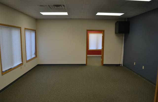 330 GRAND AVENUE Gallery 4