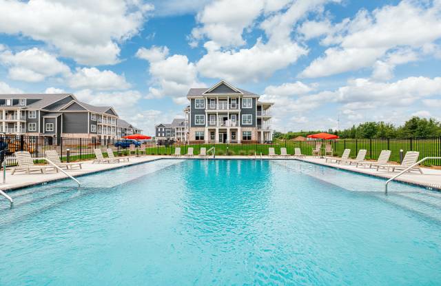 Shadow Creek West New Apartments Gallery 4
