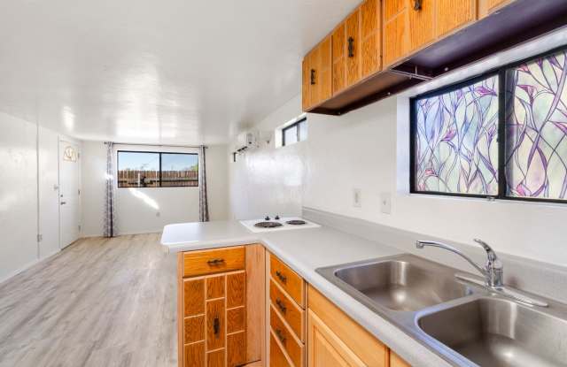 1345 E. Grant Road photos photos