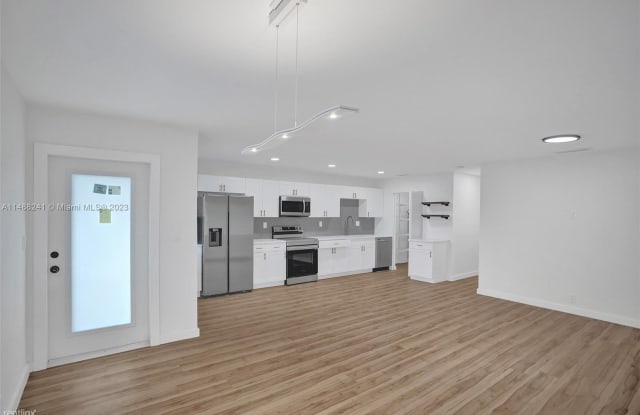 932 Mandarin Isle # 1 - 932 Mandarin Isle, Fort Lauderdale, FL 33315 932 Mandarin Isle # 1 - 932 Mandarin Isle, Fort Lauderdale, FL 33315