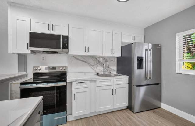 540 NE 61st Street, Oakland Park, FL 33334 - 1936 photos photos