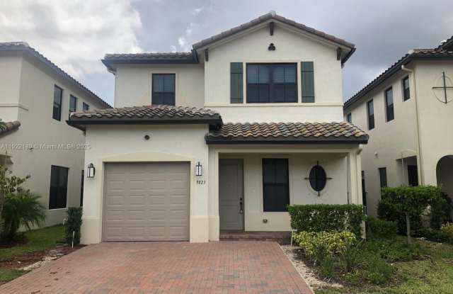 9823 W 34th Ln photos photos