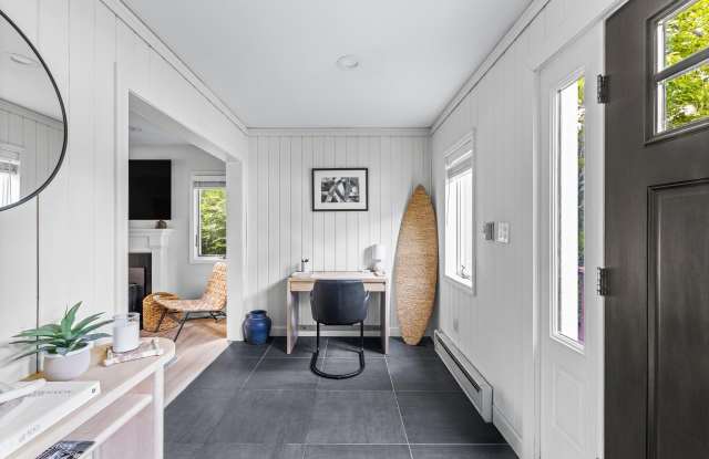 6 West End Avenue Gallery 3