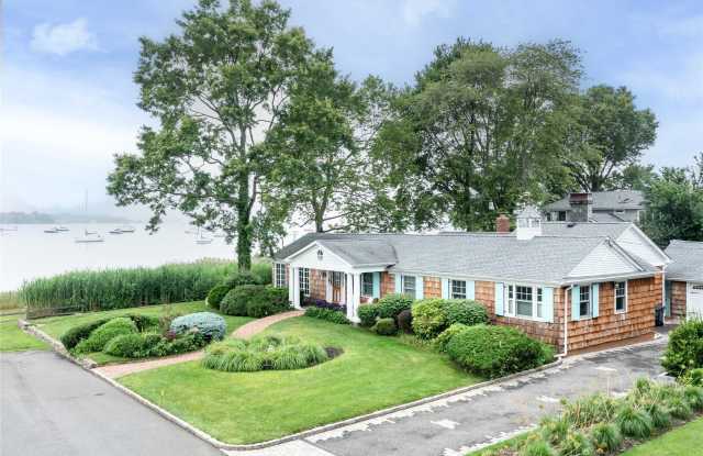 21 Secor Drive - 21 Secor Drive, Port Washington, NY 11050