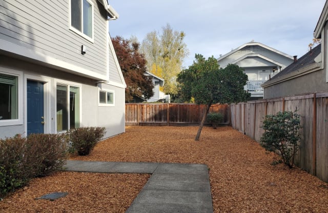 2180 Naomi Place - 2180 Naomi Place, Santa Rosa, CA 95403