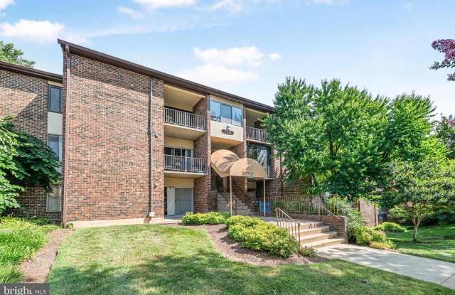 7712 HANOVER PKWY #95 photos photos