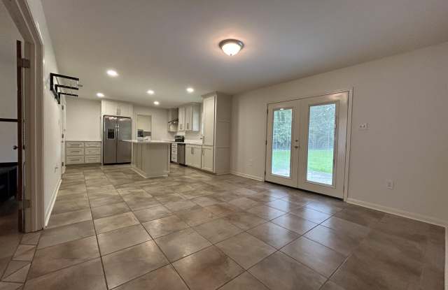 499 Baird Drive Gallery 3