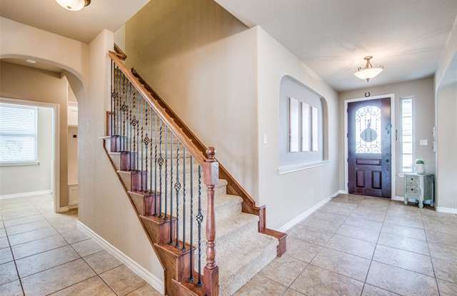 3003 Lakefield Drive Gallery 4