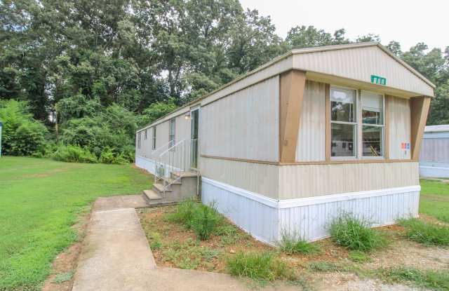Move-In Ready & Lawn Care Included! photos photos Move-In Ready & Lawn Care Included! photos photos