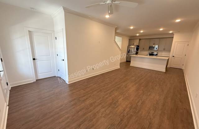 3BR/3.5BA South Grove For Rent Gallery 4