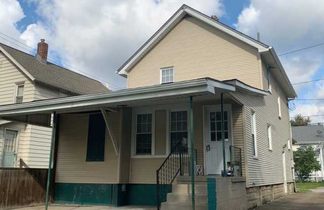 207 E. Howard St. Gallery 2