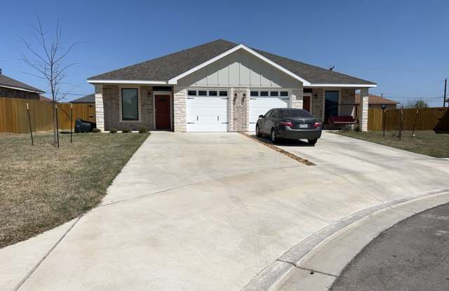 1103 Carlsberg Dr, Killeen - 1103 Carlsberg Drive, Killeen, TX 76549 1103 Carlsberg Dr, Killeen - 1103 Carlsberg Drive, Killeen, TX 76549