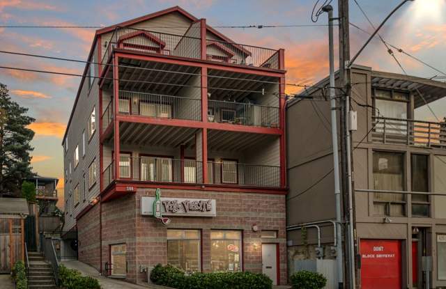 208 Boylston Avenue East - 208 Boylston Avenue East, Seattle, WA 98102