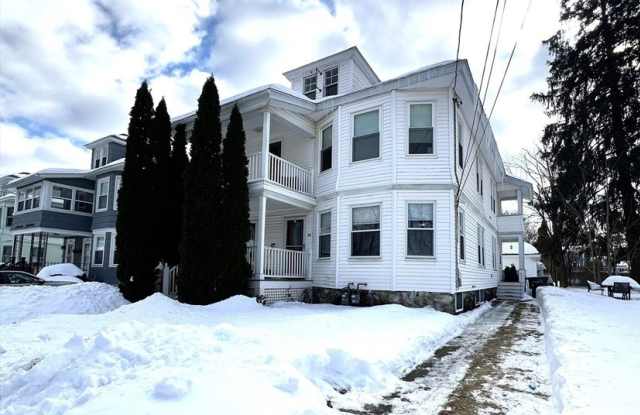 52 Lincoln St unit: 1 photos photos