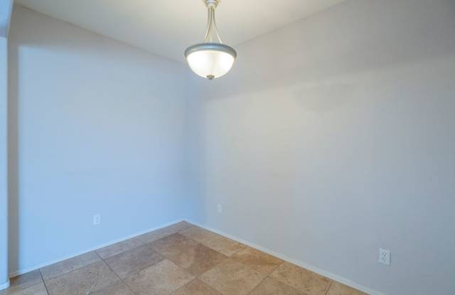 Ready to Move In - Three Bedrooms! Gallery 3