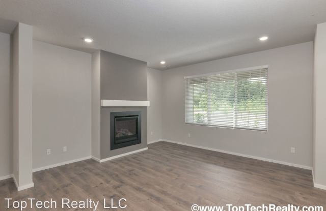 16141 NW Reliance Ln Gallery 4