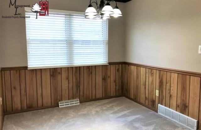13244 West Saratoga Drive Gallery 4