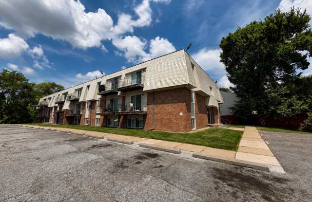 Apartments at 7810 Blondo- Utilities Included!* photos photos