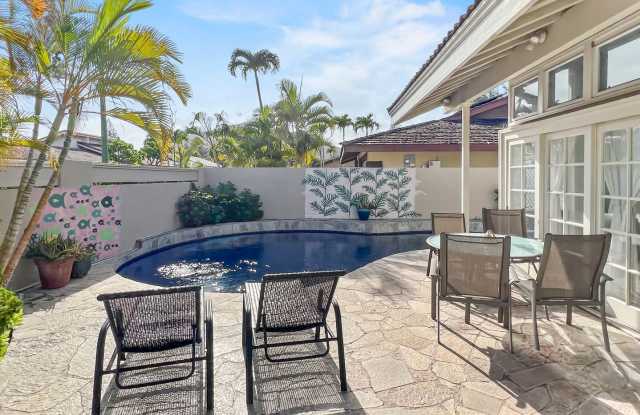 GOLF COURSE VIEWS! 3br/3ba Home with private pool! photos photos