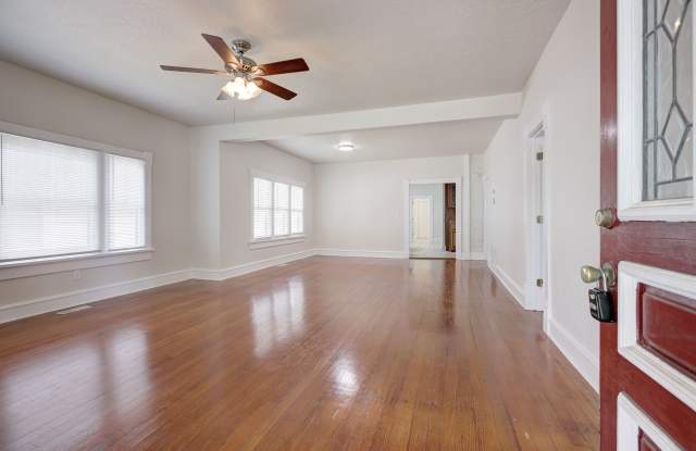 1005 Classen Boulevard Gallery 2