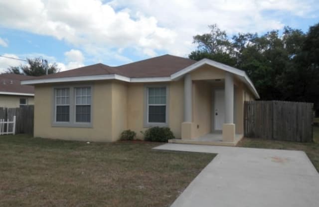 3707 Temple Street - 3707 Temple Street, Tampa, FL 33619